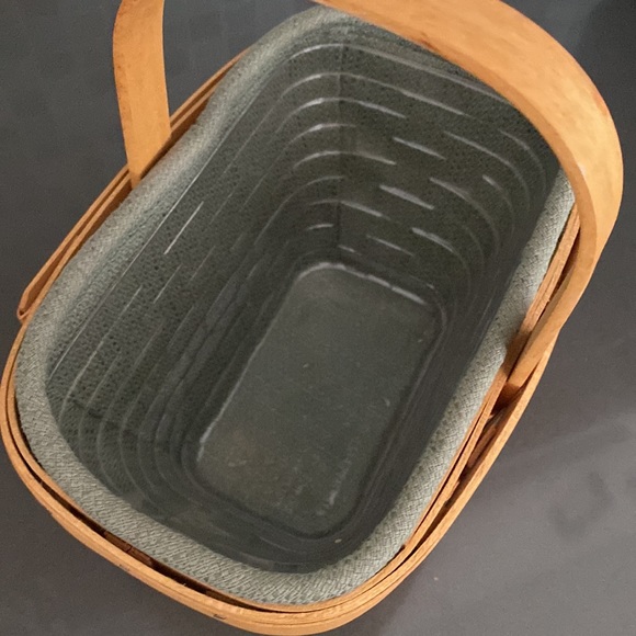 Longaberger Basket - Picture 3 of 4